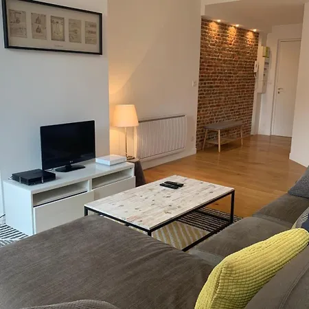 Апартаменты Centre - Beautiful Bright Apartment! *